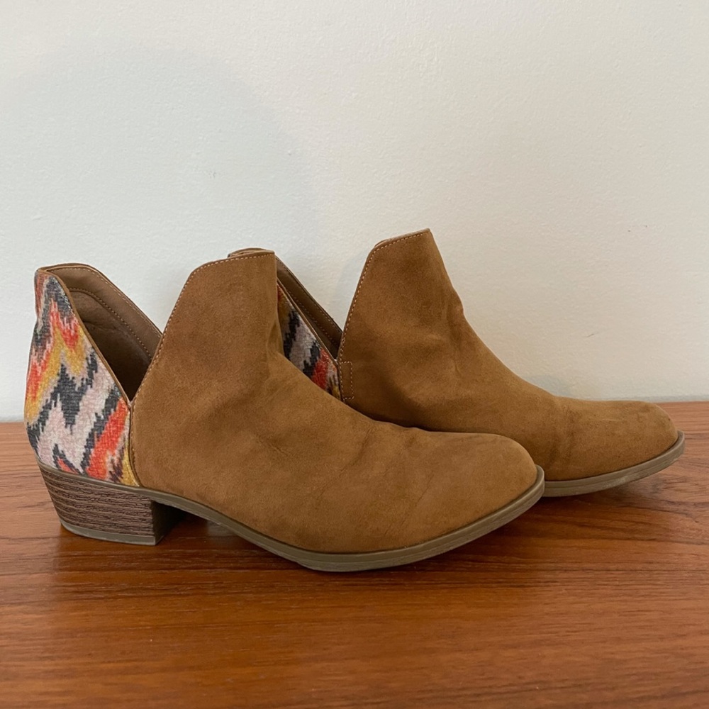 Indigo Rd Chant Ikat booties